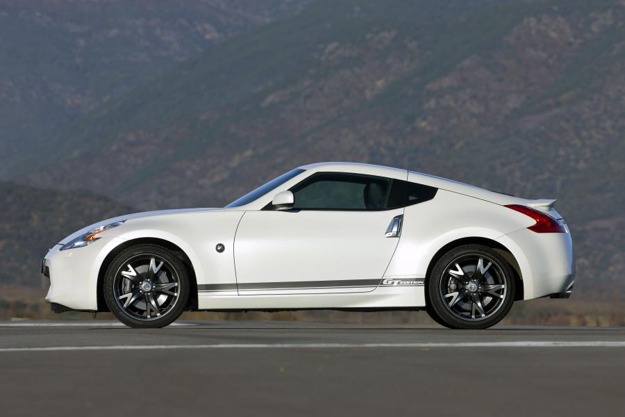  Nissan 370Z GT Edition 2011 года  (фото 35 из 36)